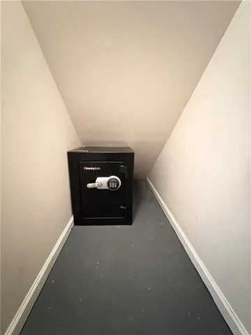 $2,400 | 5212 Pine Branch Circle, Sugar Hill, GA 30518