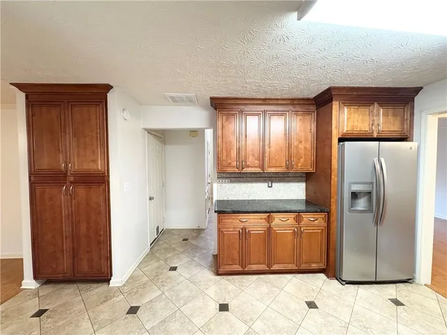 $2,400 | 5212 Pine Branch Circle, Sugar Hill, GA 30518