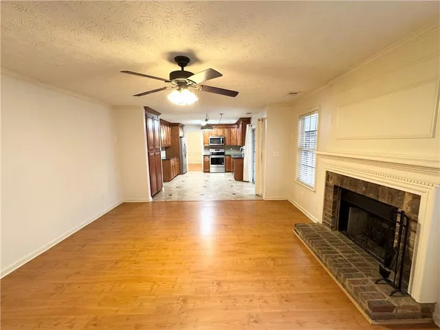 $2,400 | 5212 Pine Branch Circle, Sugar Hill, GA 30518