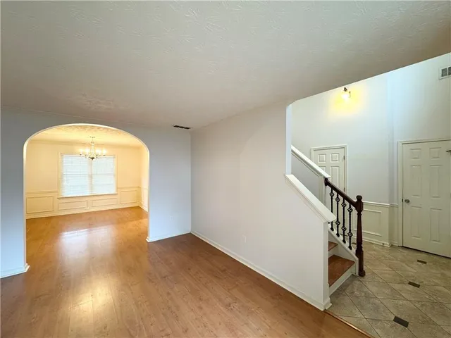 $2,400 | 5212 Pine Branch Circle, Sugar Hill, GA 30518