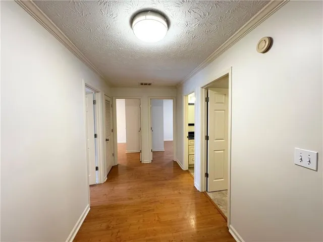 $2,400 | 5212 Pine Branch Circle, Sugar Hill, GA 30518