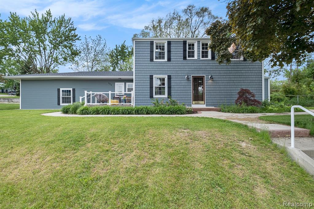 205 Perry Road Grand Blanc, MI 48439 - Photo 16 of 23 Gallery Image 16