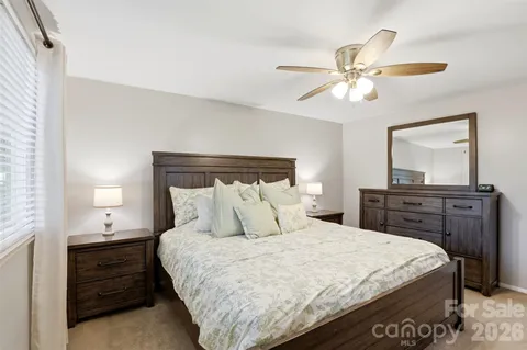 $585,000 | 6723 Rollingridge Drive, Charlotte, NC 28211