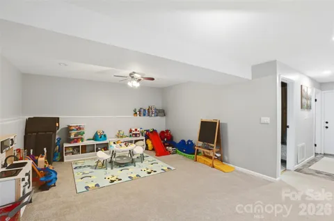 $585,000 | 6723 Rollingridge Drive, Charlotte, NC 28211