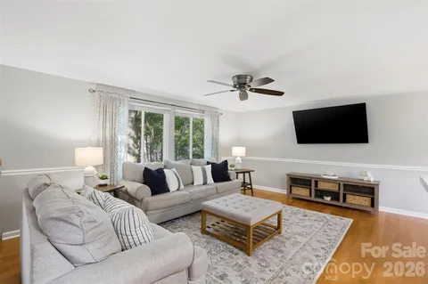 $585,000 | 6723 Rollingridge Drive, Charlotte, NC 28211