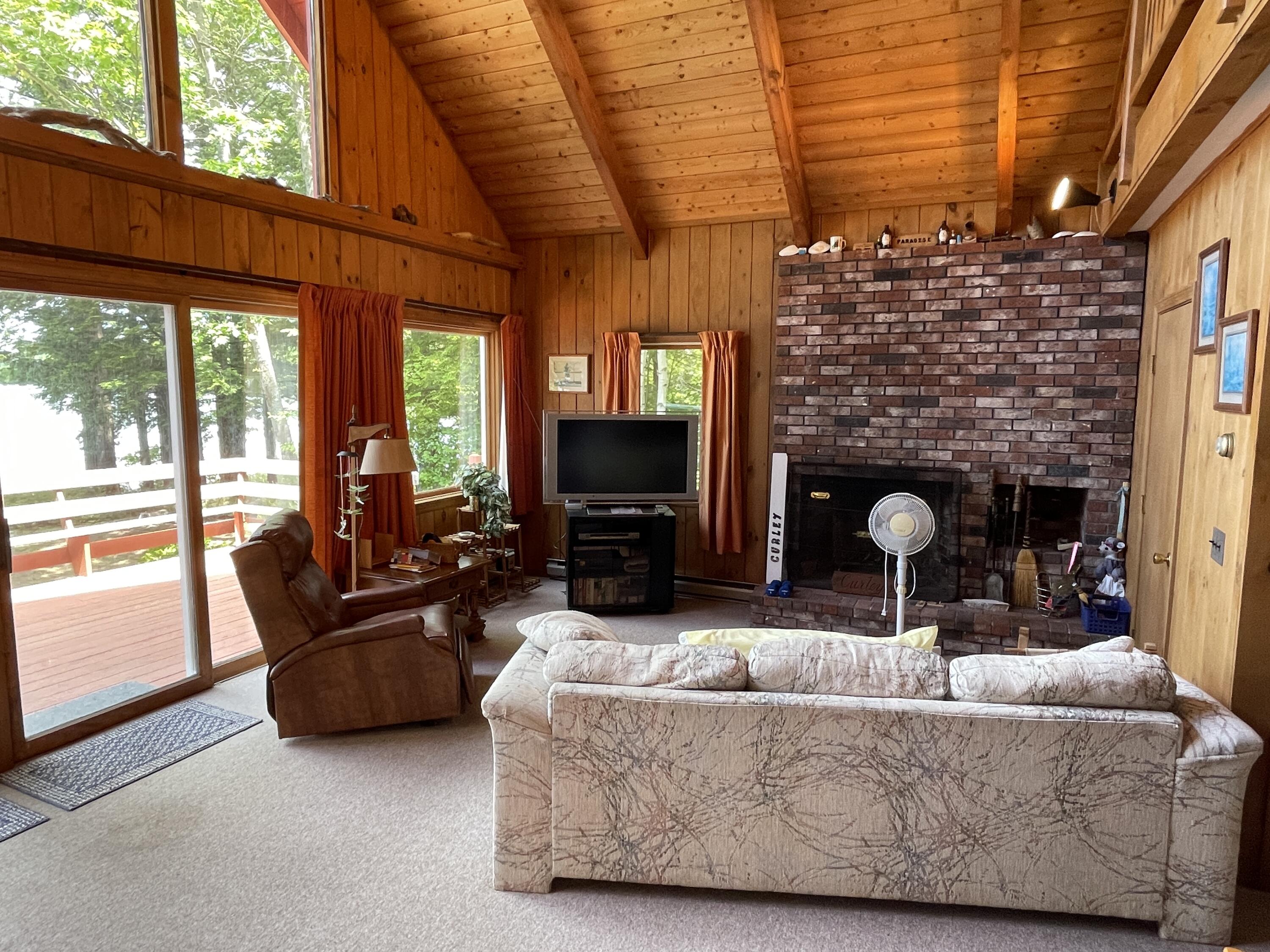 223 Mountain View Road Naples, ME 04055 - Photo 5 of 34 IMG_2306