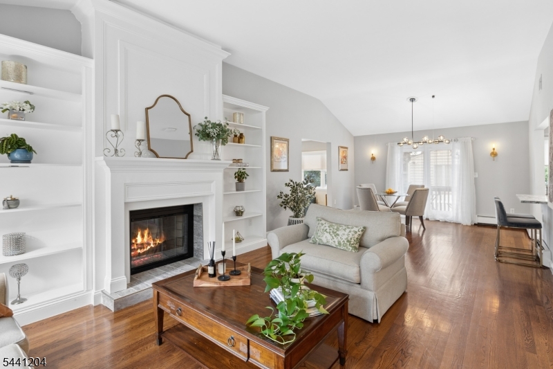2 Princeton Road Cranford, NJ 07016 - Photo 4 of 33
