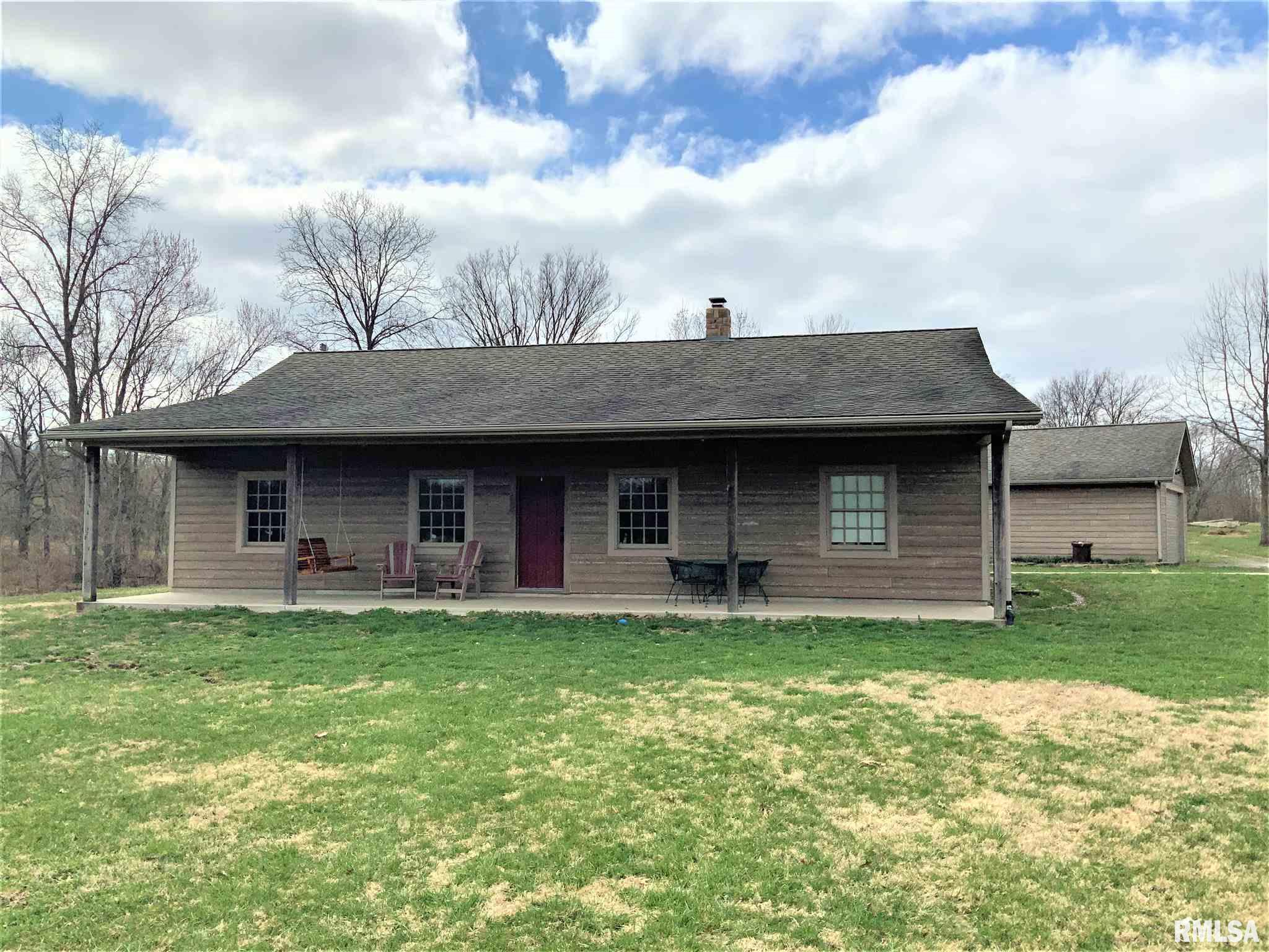 181 Van Buren Road Texico, IL 62889 - Photo 1 of 39