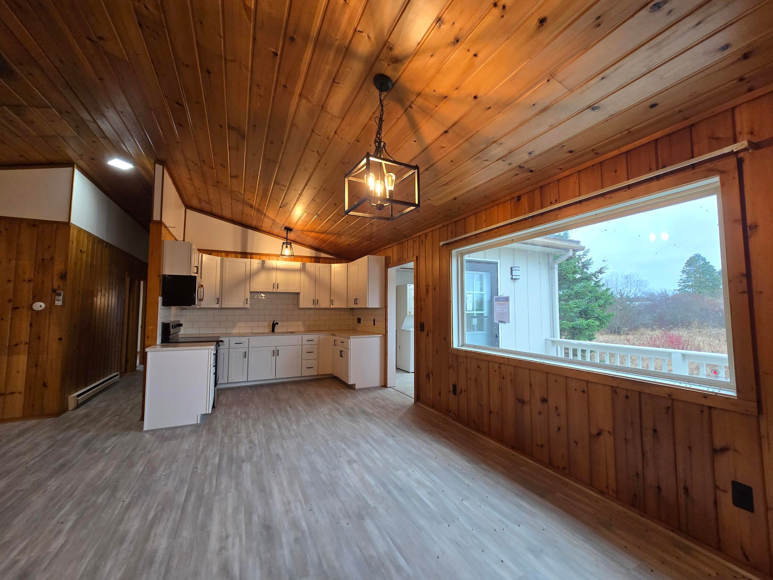 3466 Saint Ignace Road Hessel, MI 49745 - Photo 11 of 29 Gallery Image 11