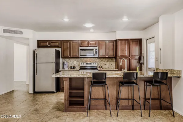 $535,000 | 233 East Cairo Drive, Tempe, AZ 85282