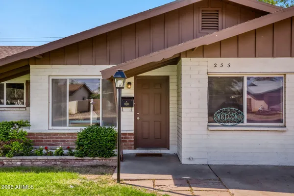 $535,000 | 233 East Cairo Drive, Tempe, AZ 85282