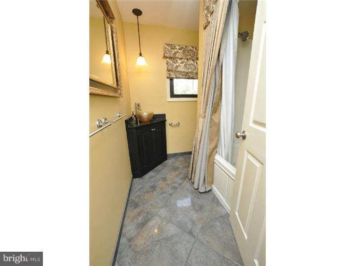 383 Indian Mills Road Shamong, NJ 08088 - Photo 20 of 25 Bathroom
