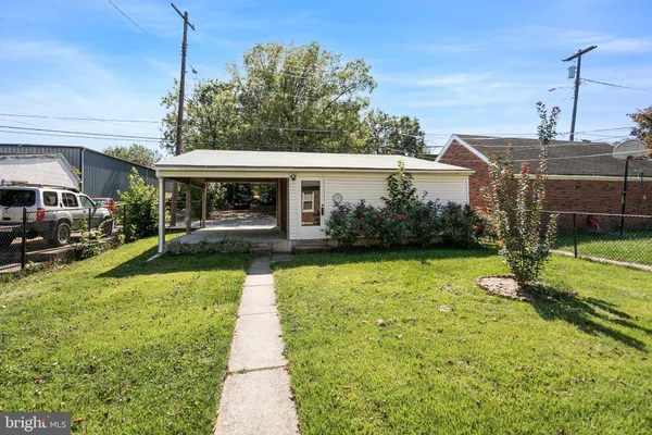 $2,850 | 226 Carroll Parkway, Unit B, Frederick, MD 21701