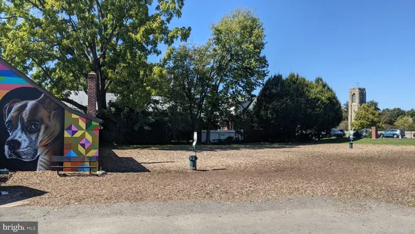 $2,850 | 226 Carroll Parkway, Unit B, Frederick, MD 21701