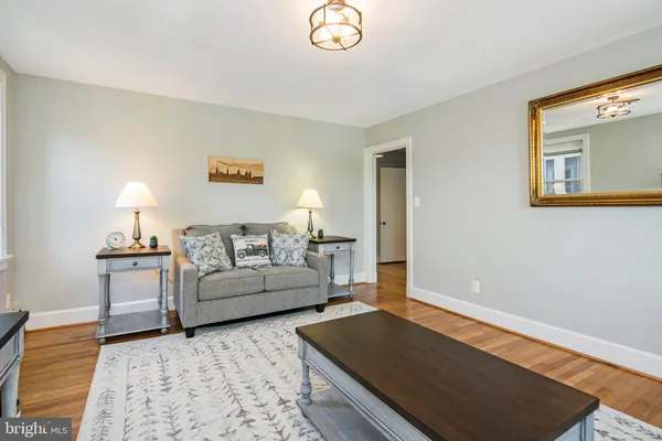 $2,850 | 226 Carroll Parkway, Unit B, Frederick, MD 21701