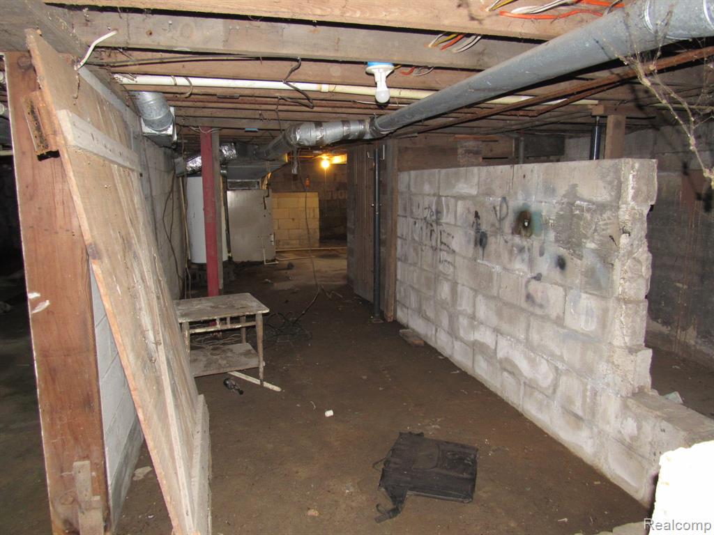 695 Cass Avenue Road Bay City, MI 48708 - Photo 32 of 52