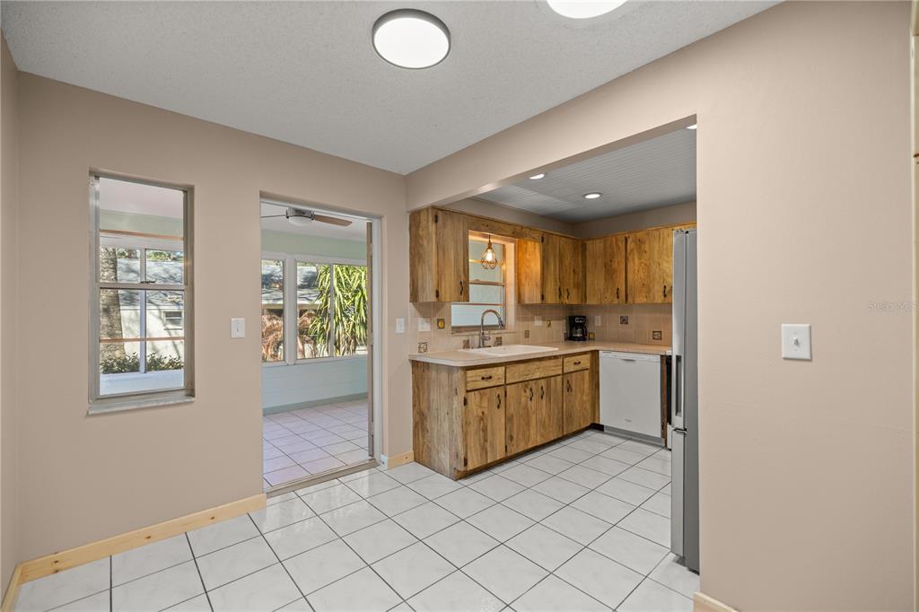 8637 Southwest 97th Lane Road, Unit A Ocala, FL 34481 - Photo 8 of 23
