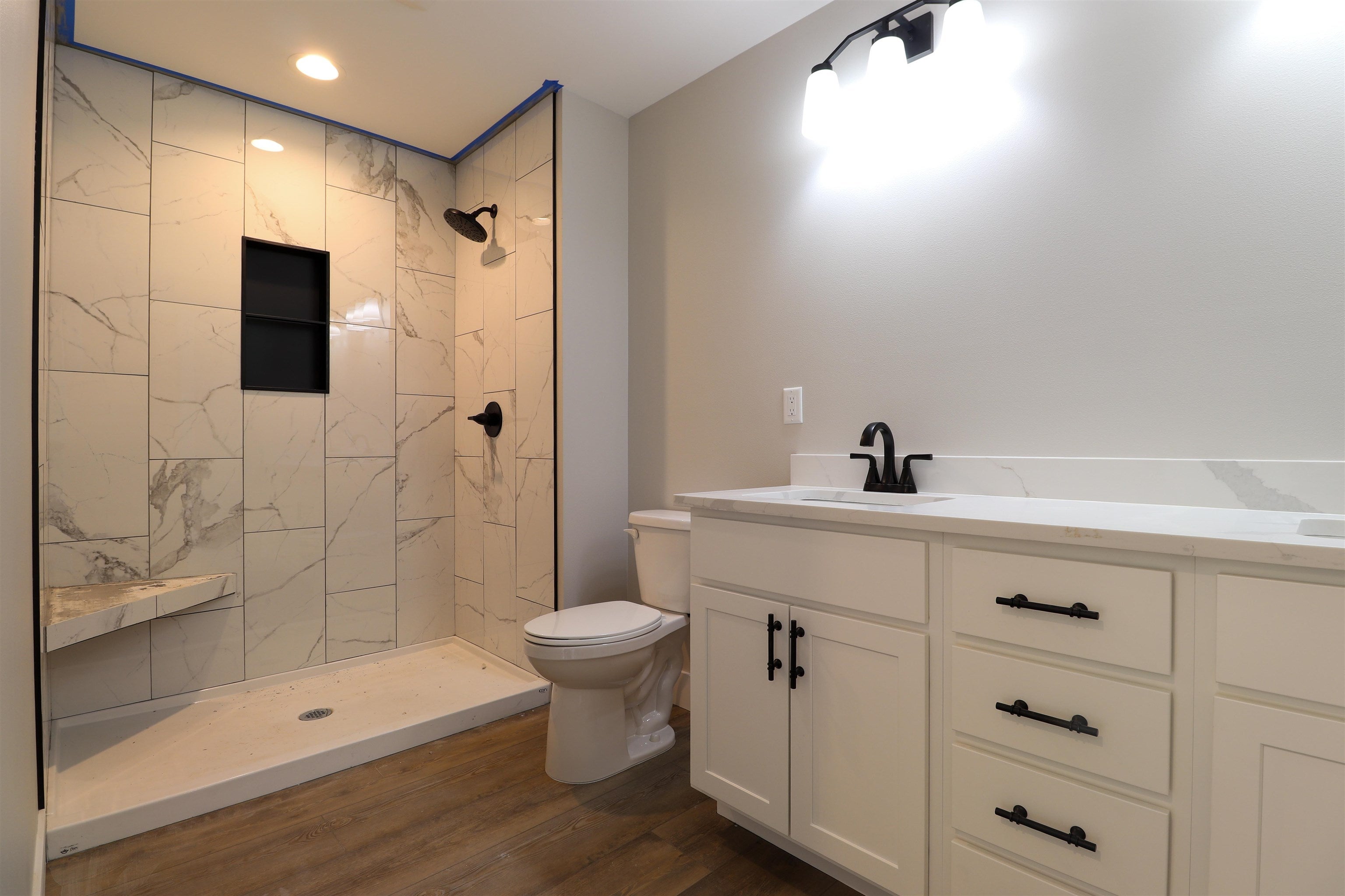801 Hawkeye Heights Road Dubuque, IA 52001 - Photo 16 of 30 Gallery Image 16