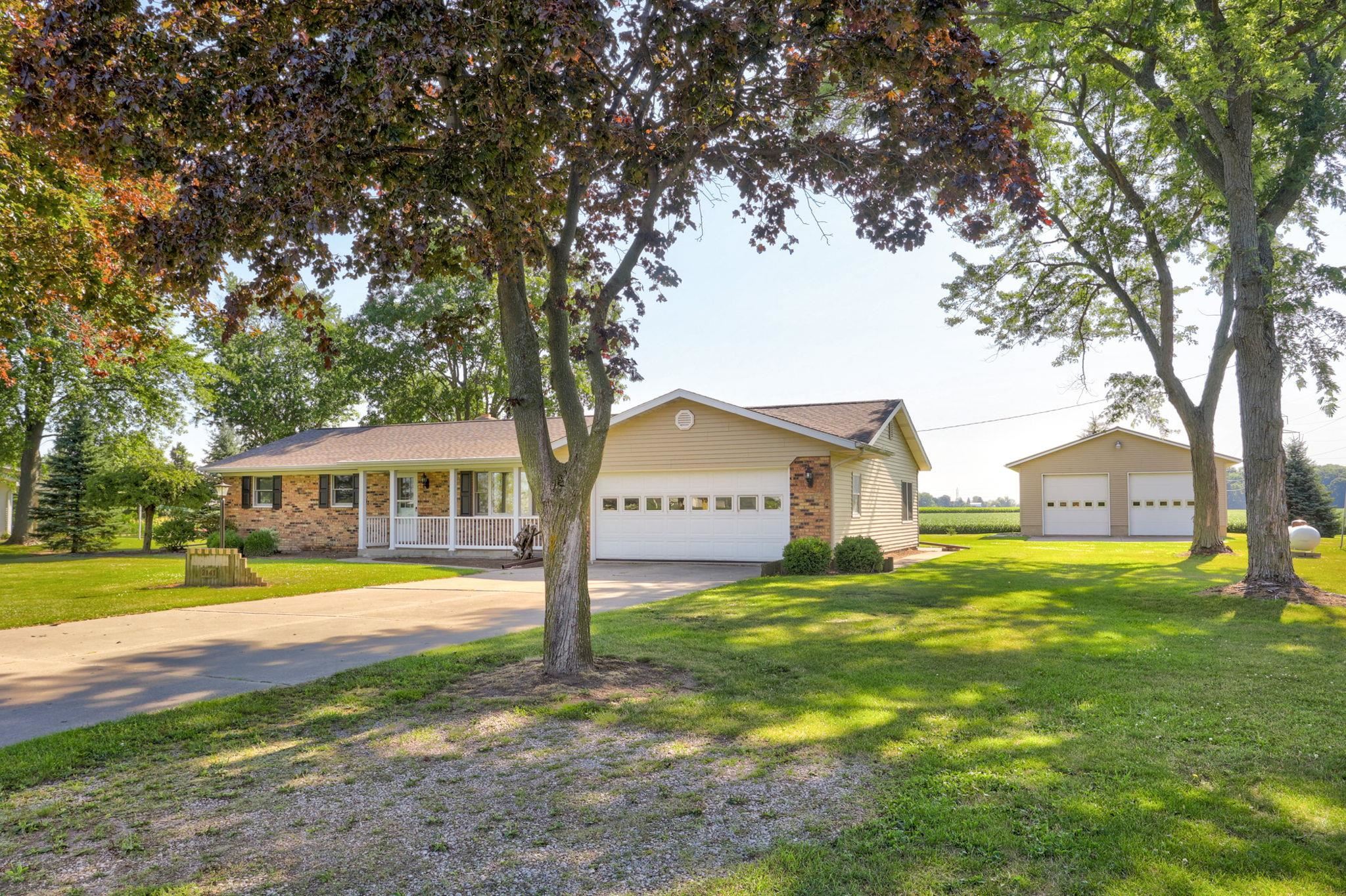 2141 Maple Road Saginaw, MI 48601 - Photo 2 of 60 Gallery Image 2