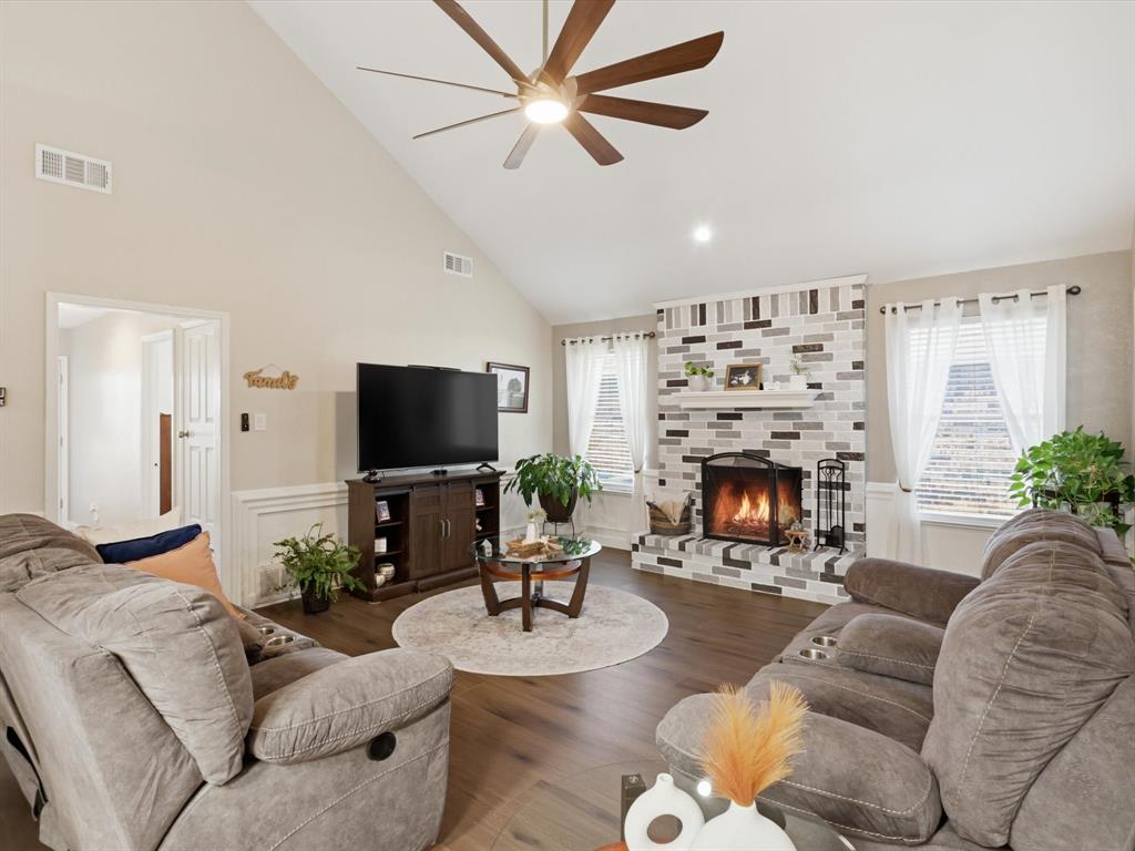 3109 Emerald Street Bedford, TX 76021 - Photo 22 of 39