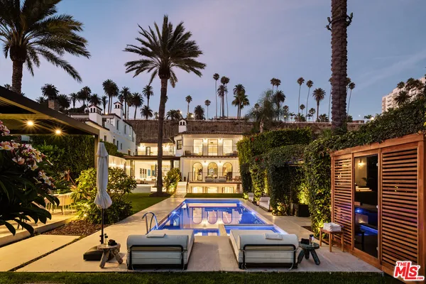 $100,000 | 972 Palisades Beach Road, Santa Monica, CA 90403