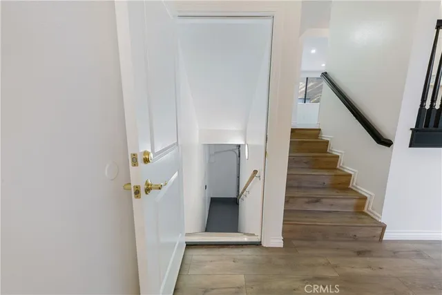 a view of entryway and hall