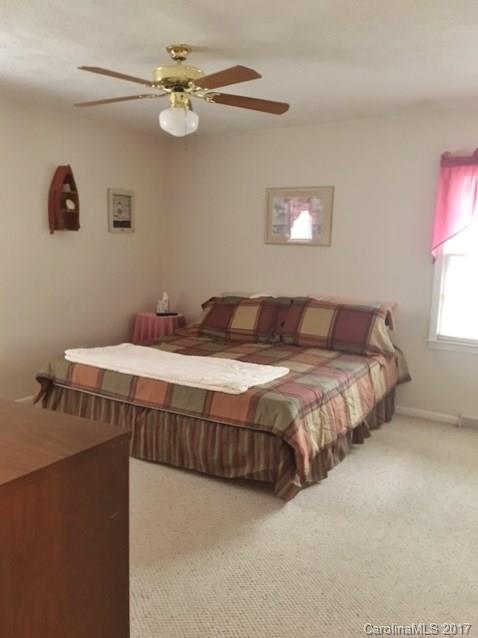 6219 Running Deer Road Charlotte, NC 28214 - Photo 11 of 15 Gallery Image 11