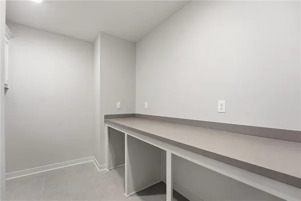 $670,000 | 10427 North Mulberry Street, Kansas City, MO 64155