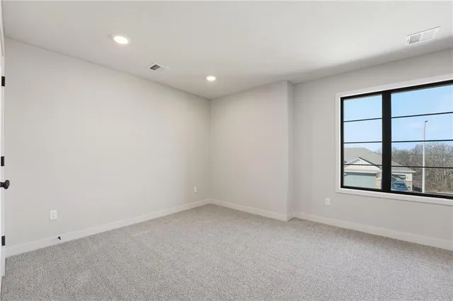 $674,999 | 10427 North Mulberry Street, Kansas City, MO 64155