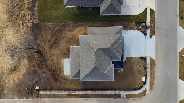 $674,999 | 10427 North Mulberry Street, Kansas City, MO 64155