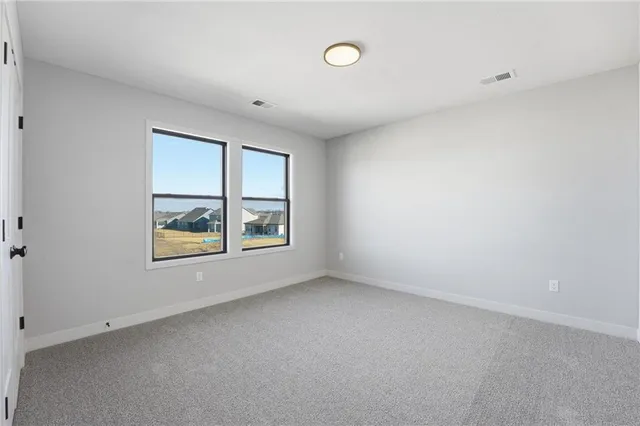 $674,999 | 10427 North Mulberry Street, Kansas City, MO 64155