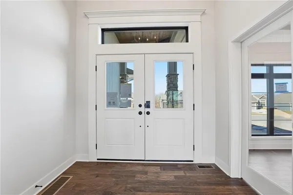 $670,000 | 10427 North Mulberry Street, Kansas City, MO 64155