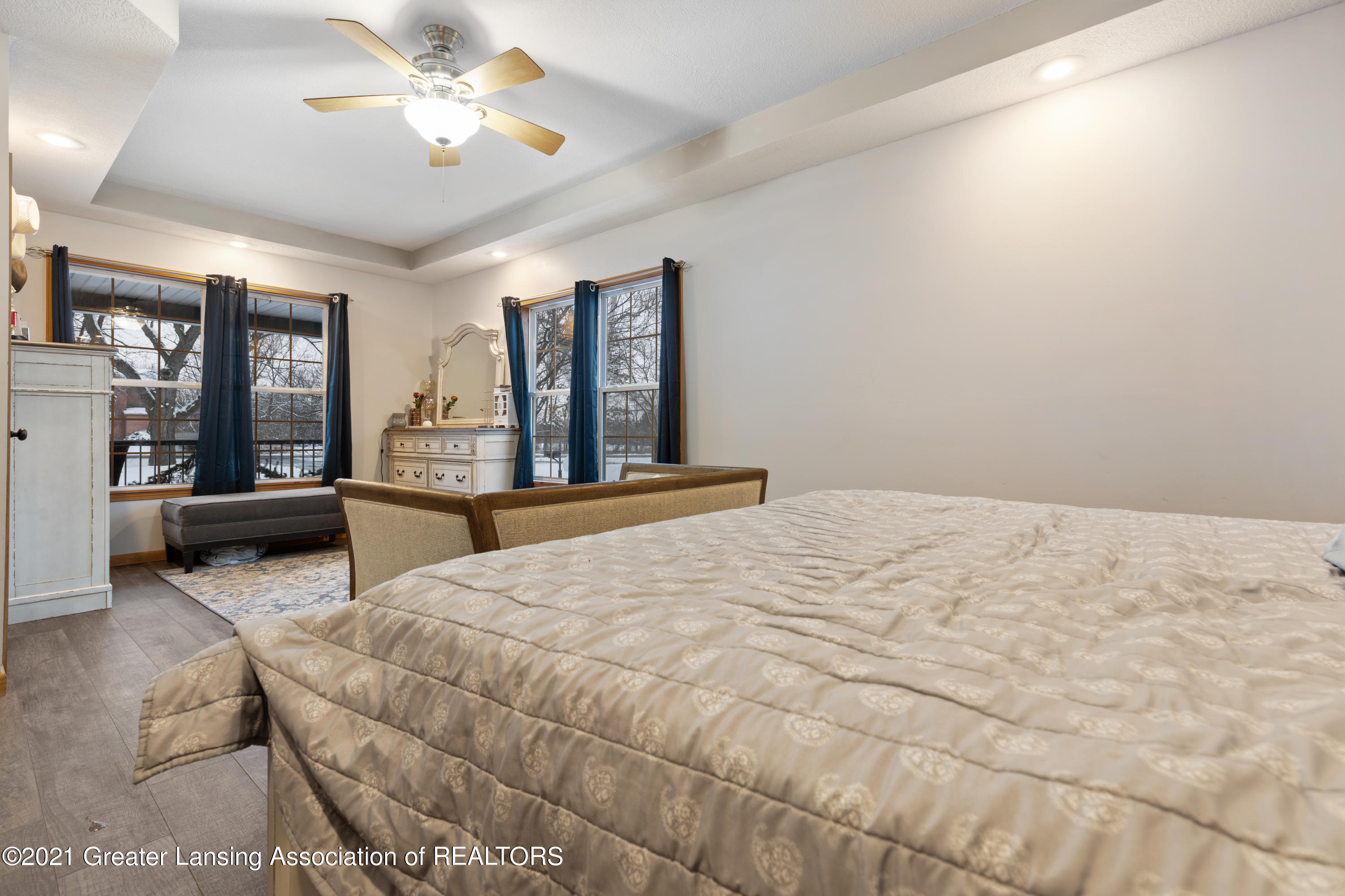 14645 Airport Road Lansing, MI 48906 - Photo 11 of 35 Primary Bedroom