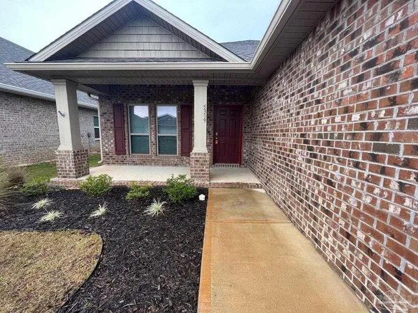 $2,195 | 5319 Red Shoulder Road, Pace, FL 32571