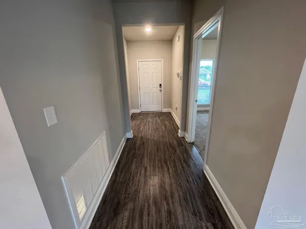 $2,195 | 5319 Red Shoulder Road, Pace, FL 32571
