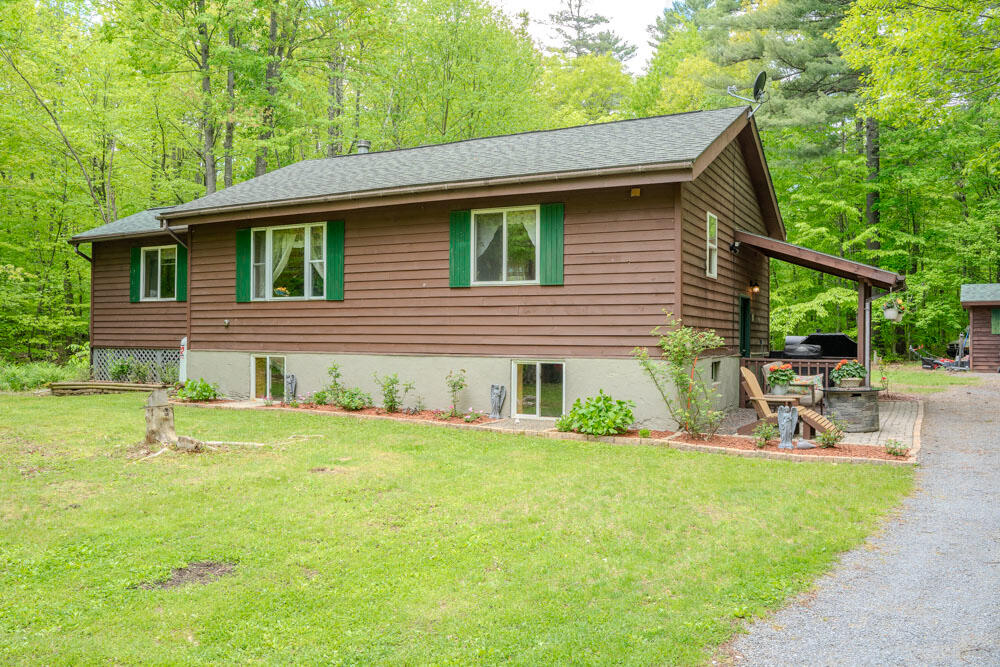42 Oneida Path Jay, NY 12941 - Photo 2 of 30 DSC02613