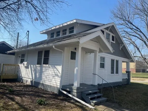 $159,950 | 325 Brown Avenue, Osawatomie, KS 66064