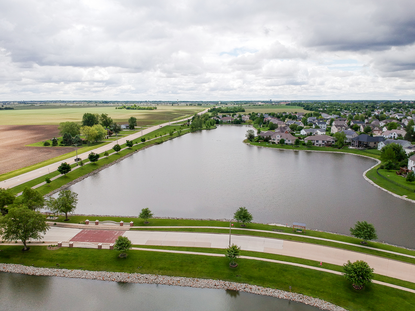 2738 Wharton Way Normal, IL 61761 - Photo 46 of 58