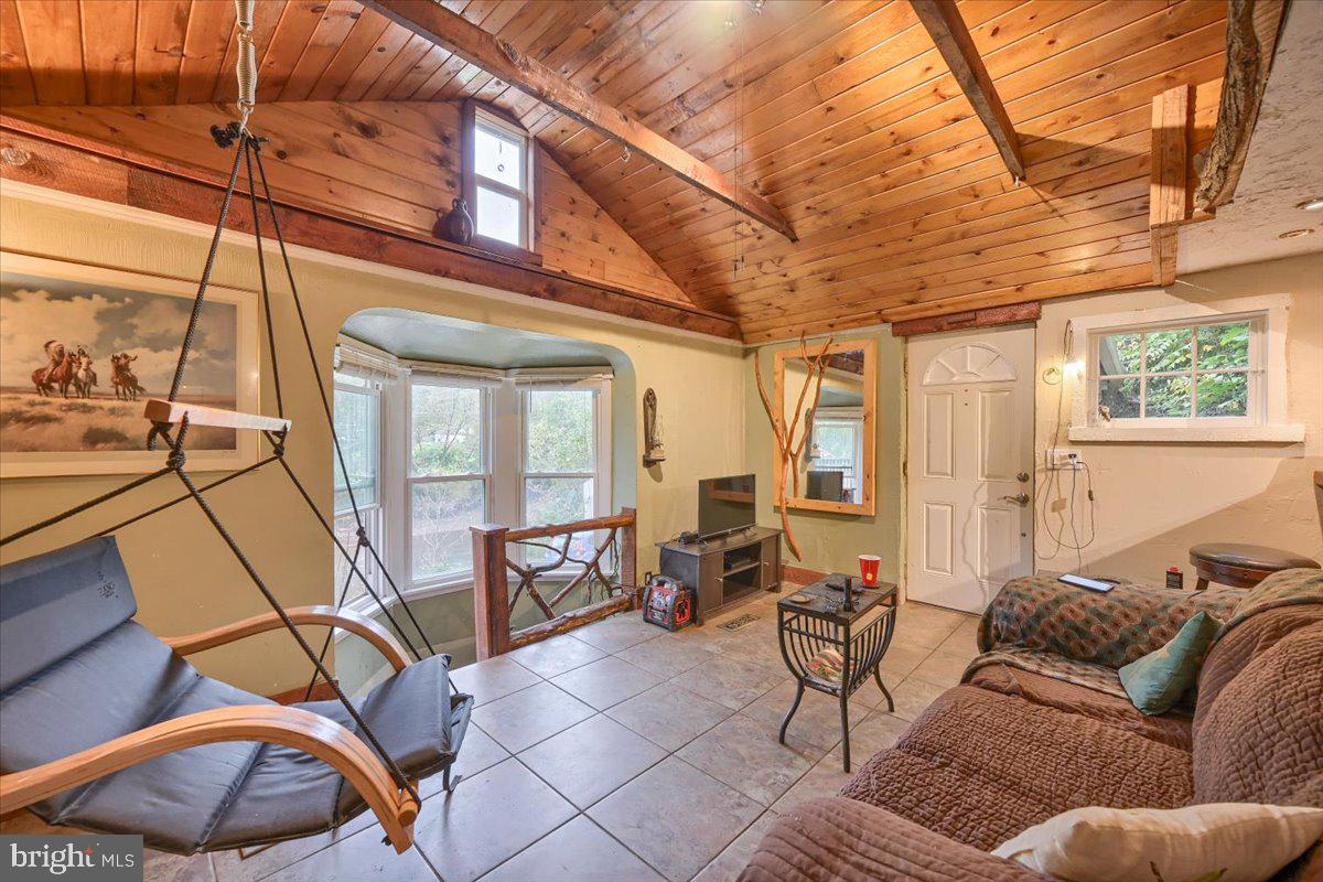 4100 Conewago Road Dover, PA 17315 - Photo 4 of 36 Gallery Image 4