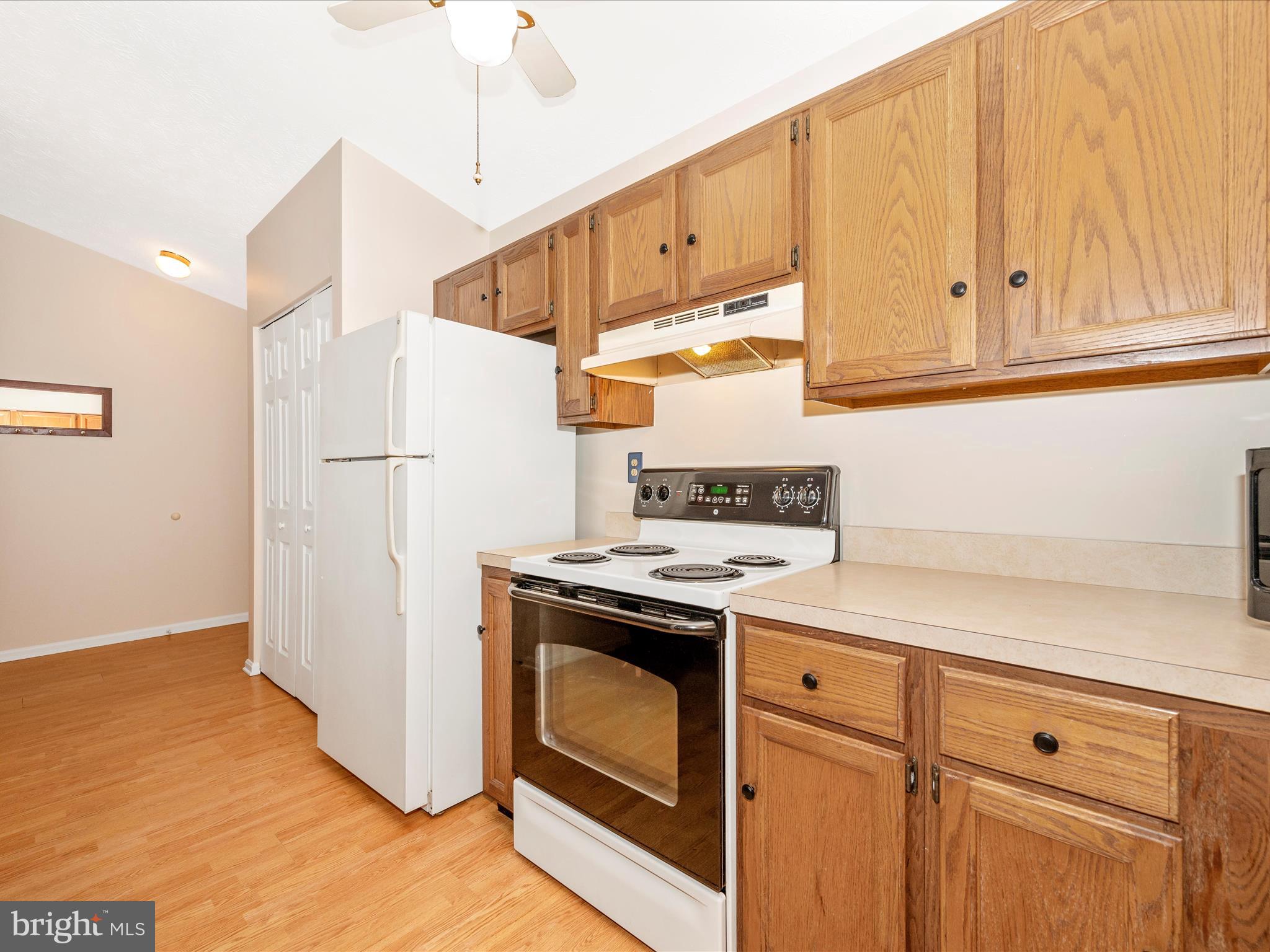 2129 Wainwright Court, Unit 2B Frederick, MD 21702 - Photo 20 of 61 Kitchen