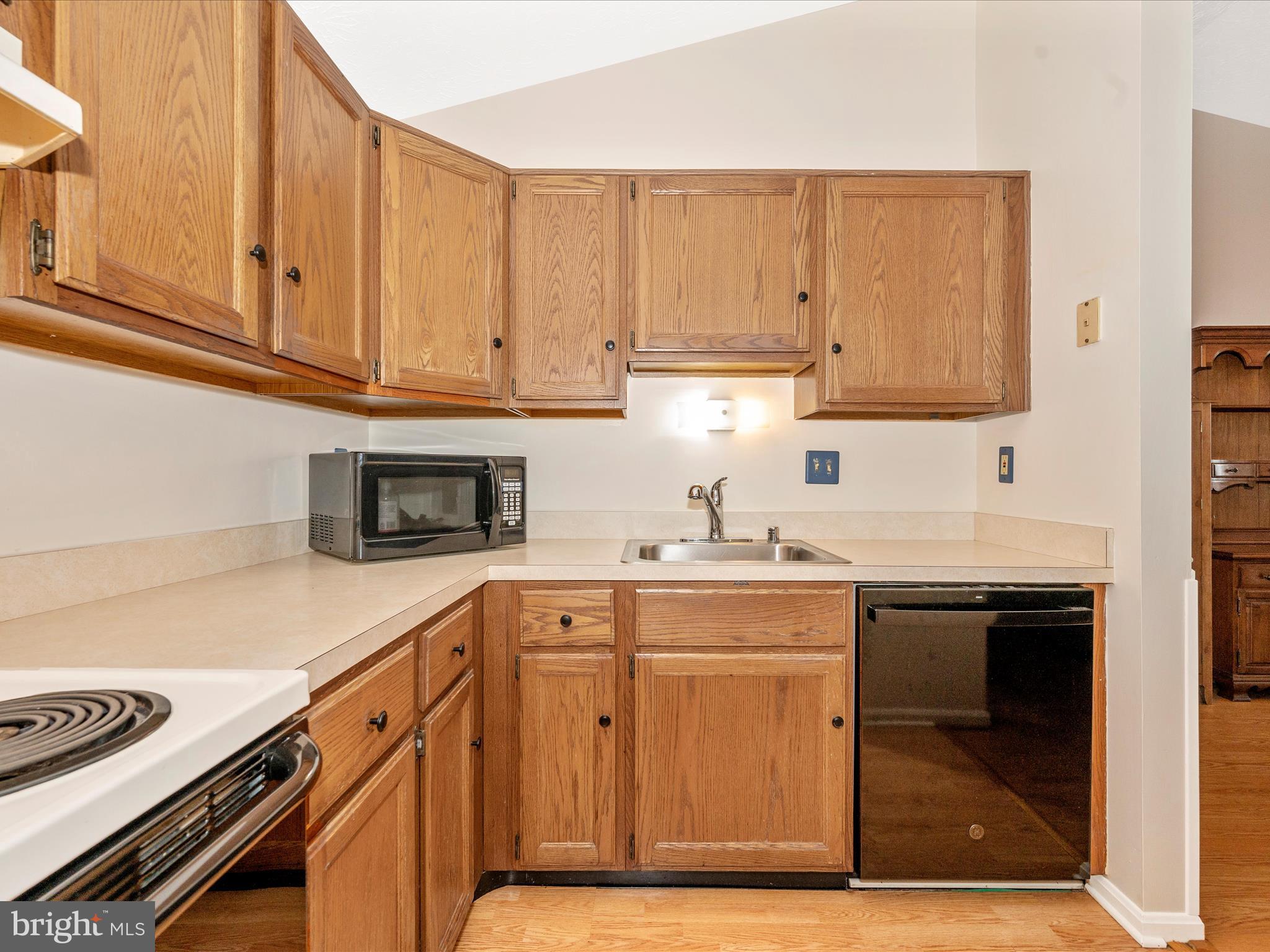 2129 Wainwright Court, Unit 2B Frederick, MD 21702 - Photo 21 of 61 Kitchen