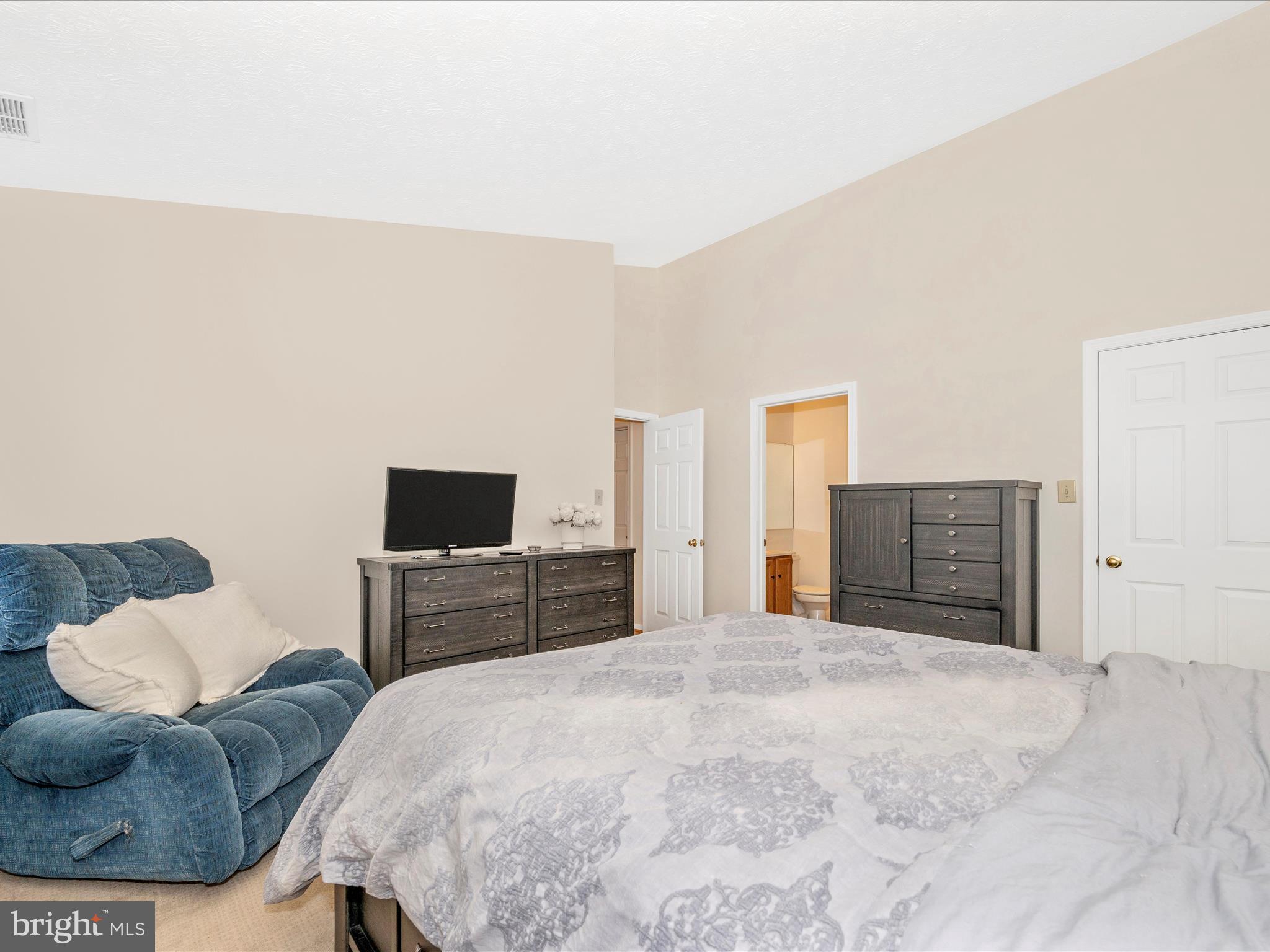 2129 Wainwright Court, Unit 2B Frederick, MD 21702 - Photo 29 of 61 Primary Bedroom