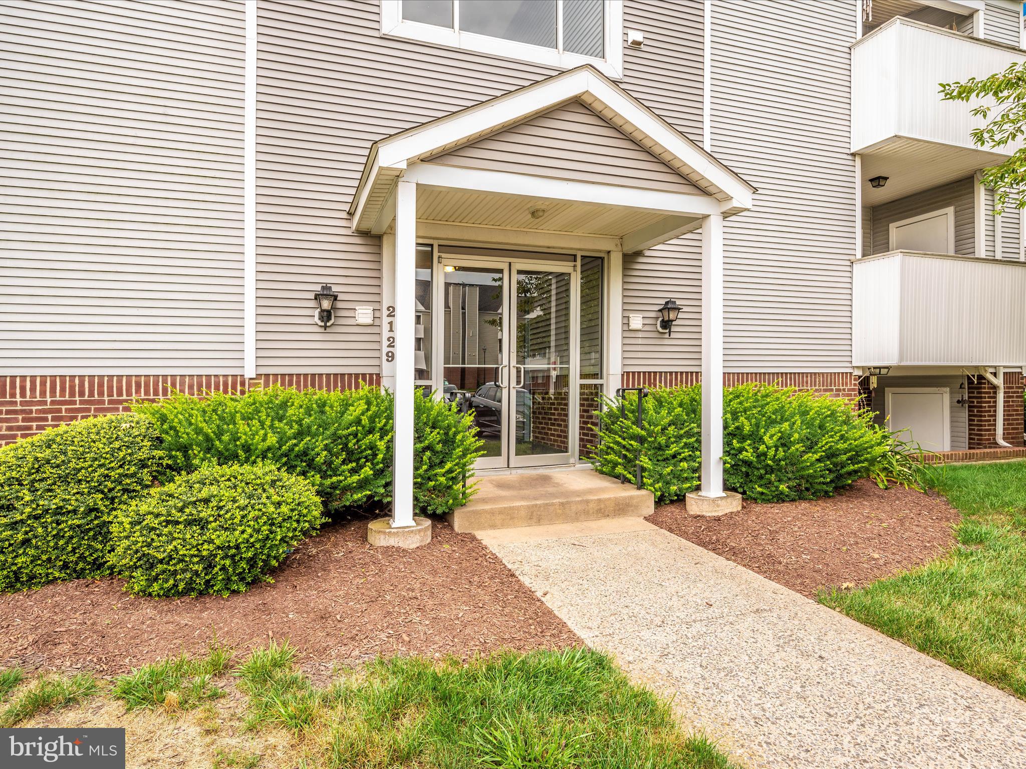 2129 Wainwright Court, Unit 2B Frederick, MD 21702 - Photo 44 of 61 Exterior Front
