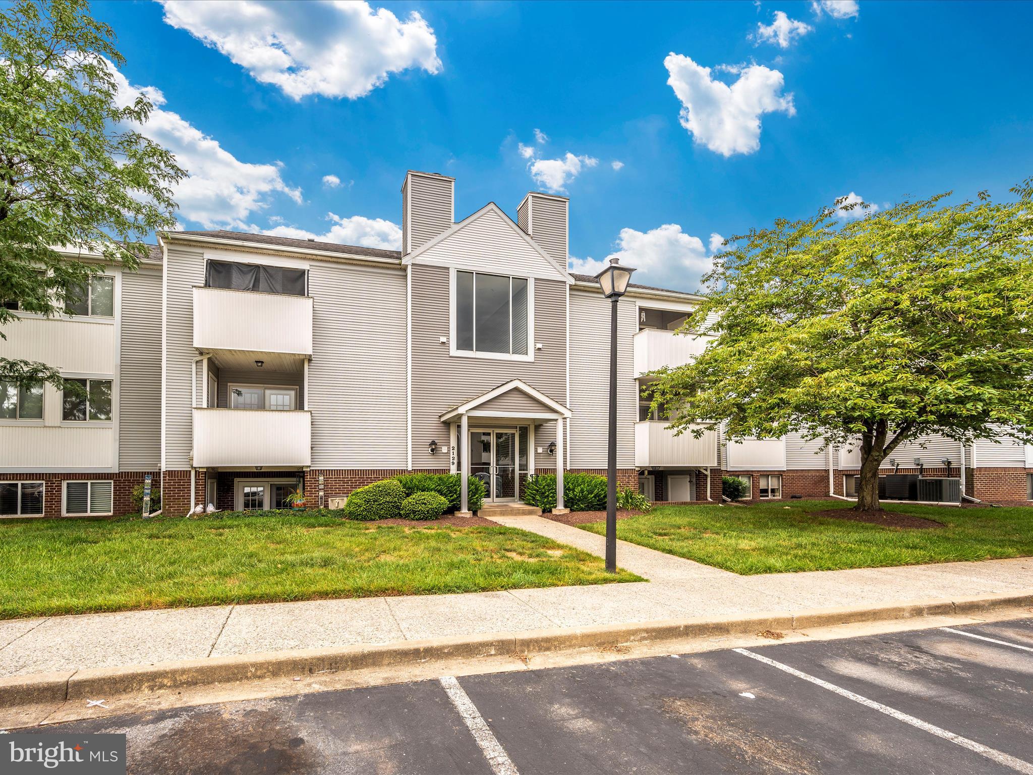 2129 Wainwright Court, Unit 2B Frederick, MD 21702 - Photo 47 of 61 Exterior Front