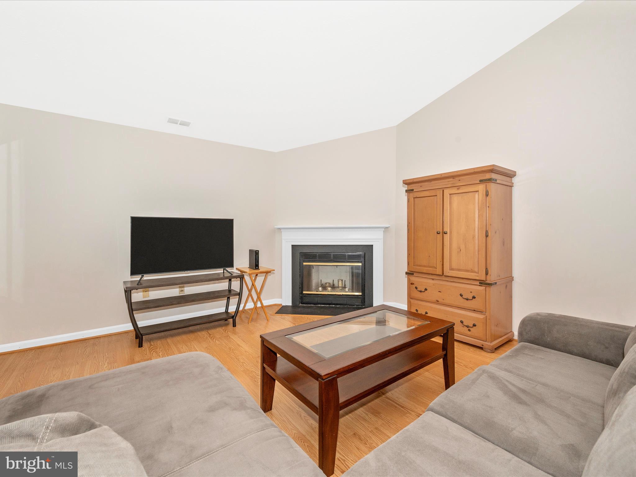 2129 Wainwright Court, Unit 2B Frederick, MD 21702 - Photo 8 of 61 Living Room