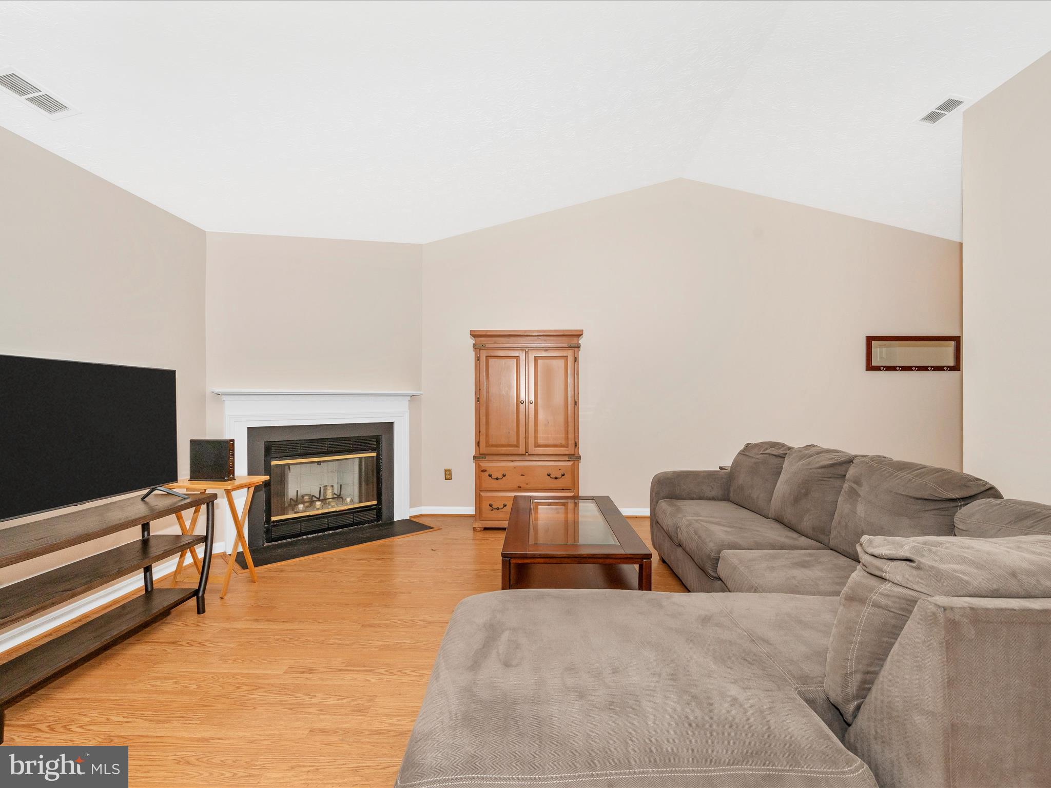 2129 Wainwright Court, Unit 2B Frederick, MD 21702 - Photo 9 of 61 Living Room