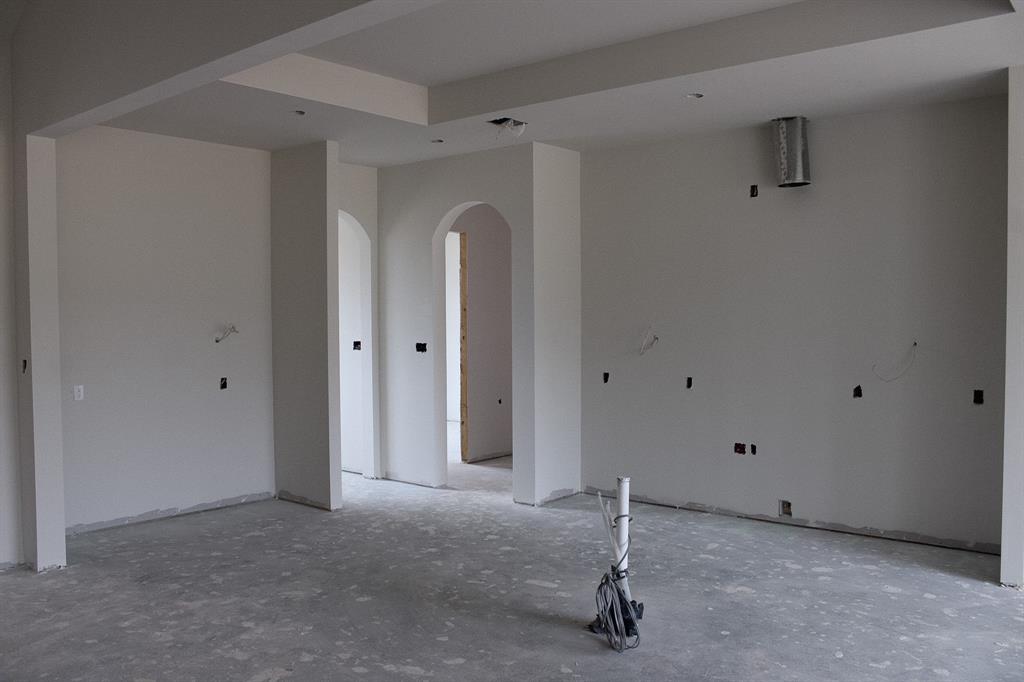 2016 Pinetree Post Weatherford, TX 76087 - Photo 7 of 13