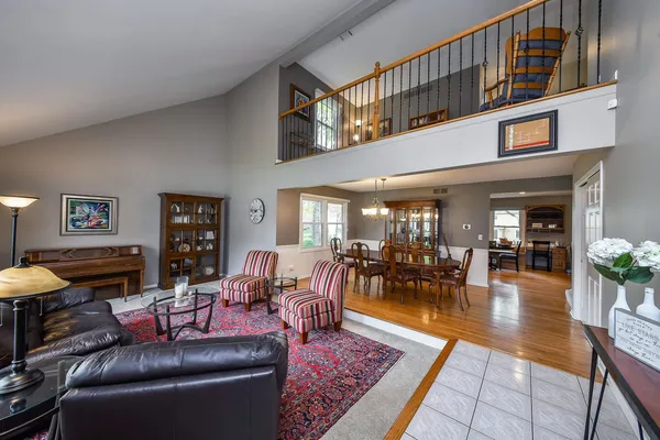 $849,000 | 46 Sussex Court, Naperville, IL 60540