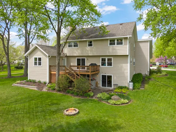 $849,000 | 46 Sussex Court, Naperville, IL 60540