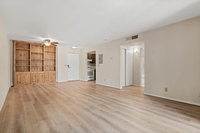 $115,000 | 2670 Oxford Street North, Unit 230, Roseville, MN 55113